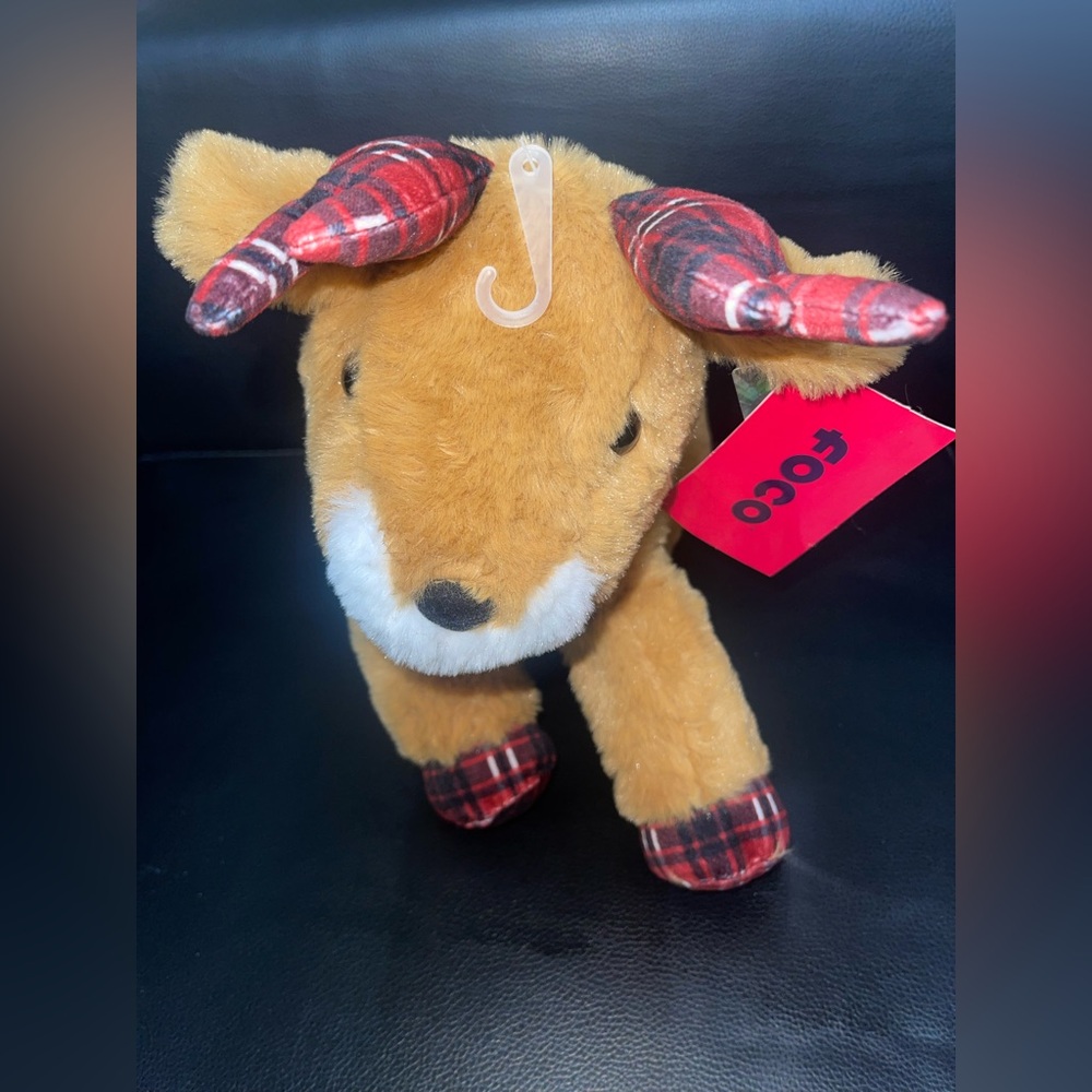 Arkansas Razorbacks Plush Toy - Picture 3 of 5